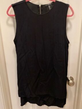 Forever21 Sleeveless Black Exposed Zipper Back Tunic Top size Large